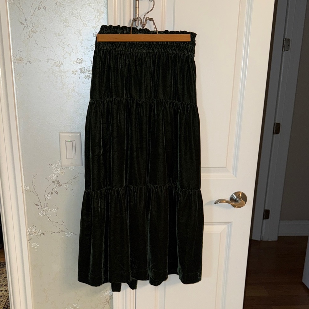 Rachel Zoe  Maxi Skirt Forest Green velvet